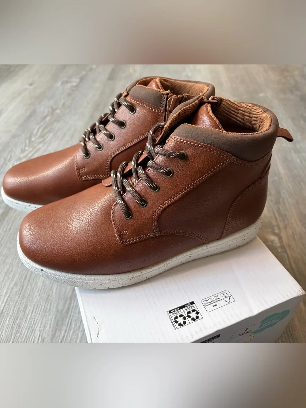 NWT Sonoma Boys Size 5 Dress Boots